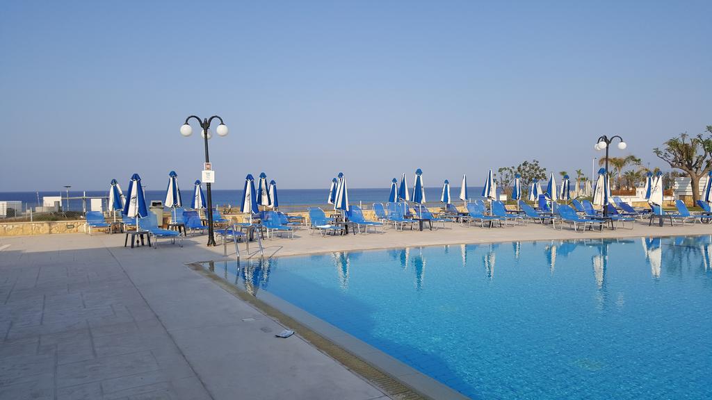 Tetyk Hotel, Кипр