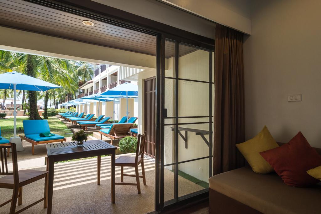 Горящие туры в отель Briza Beach Resort, Khao Lak