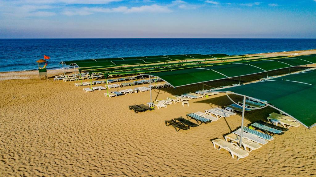 Turcja Throne Beach Resort & Spa (Ex.Throne Nilbahir)
