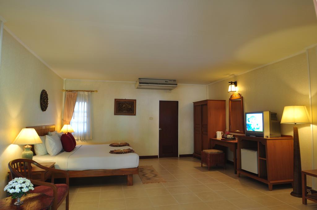 Sabai Resort price