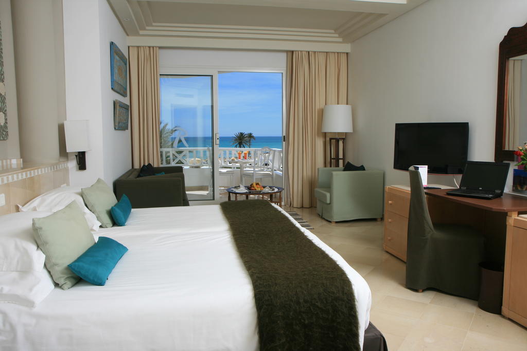 Radisson Blu Palace Resort Thalasso Tunezja ceny