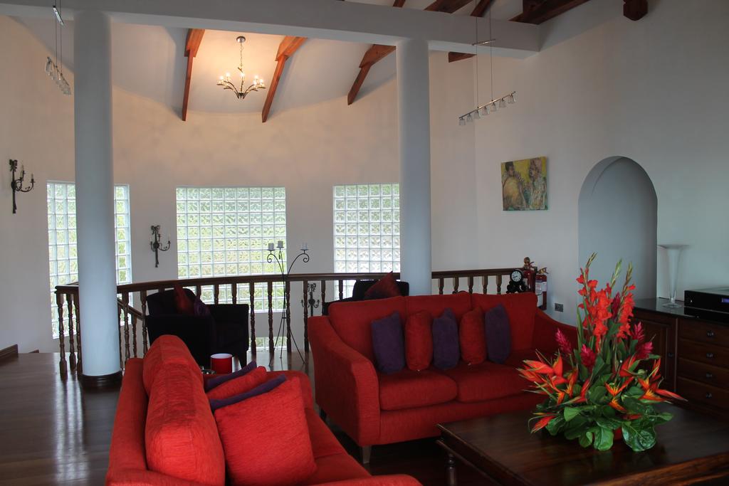 Горящие туры в отель Petit Amoure Villa Маэ (остров) Сейшелы