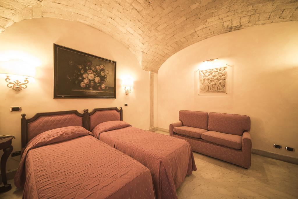 Відпочинок в готелі Donatello Рим Італія