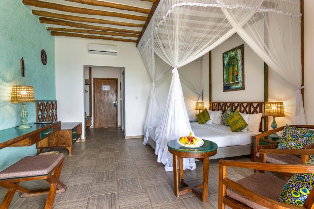 Hotel reviews, Zanzibar Queen