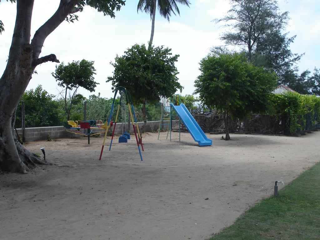 Тури в готель Pigeon Island Beach Resort Тринкомалі Шрі-Ланка