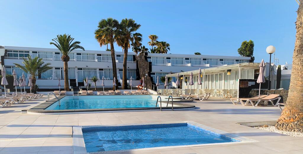 Hotel rest Apartamentos Arena Dorada Lanzarote (island)