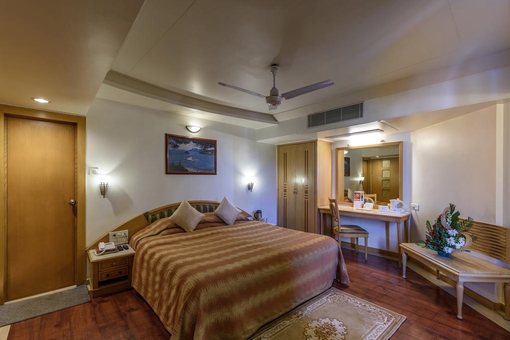 Comfort Inn President Индия цены
