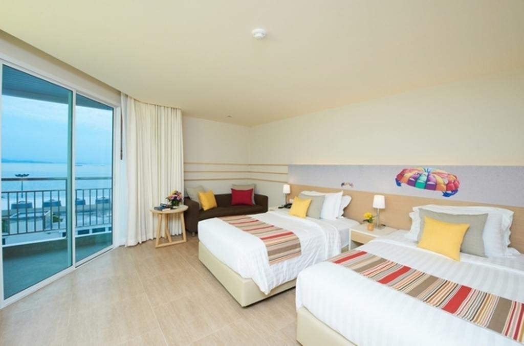 Отзывы гостей отеля Pattaya Sea View