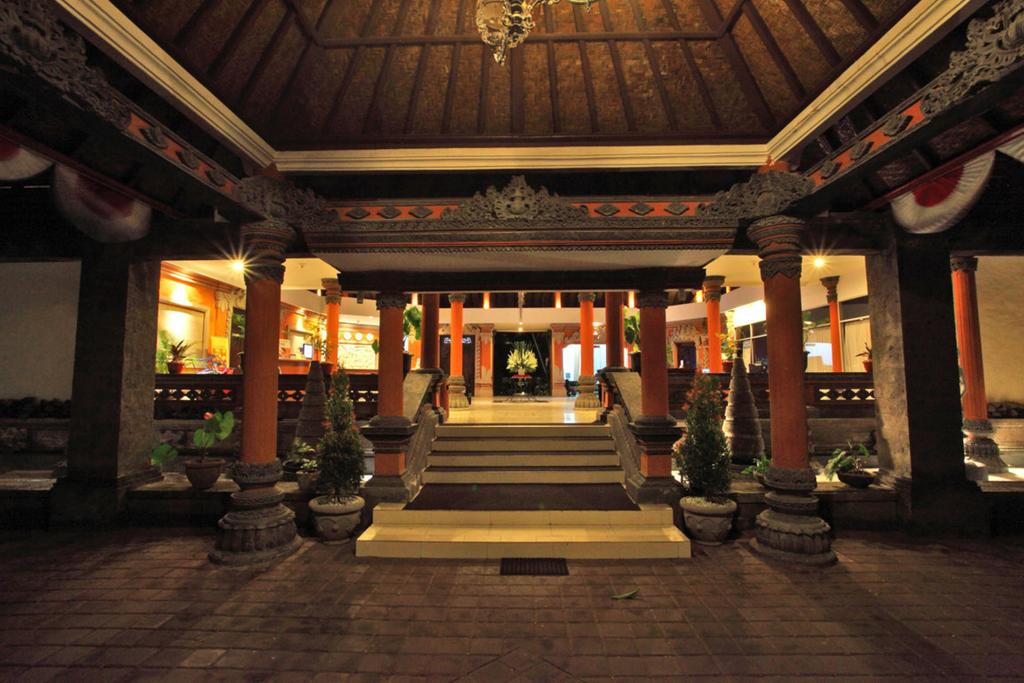 Hotel rest Puri Saron Seminyak Indonesia