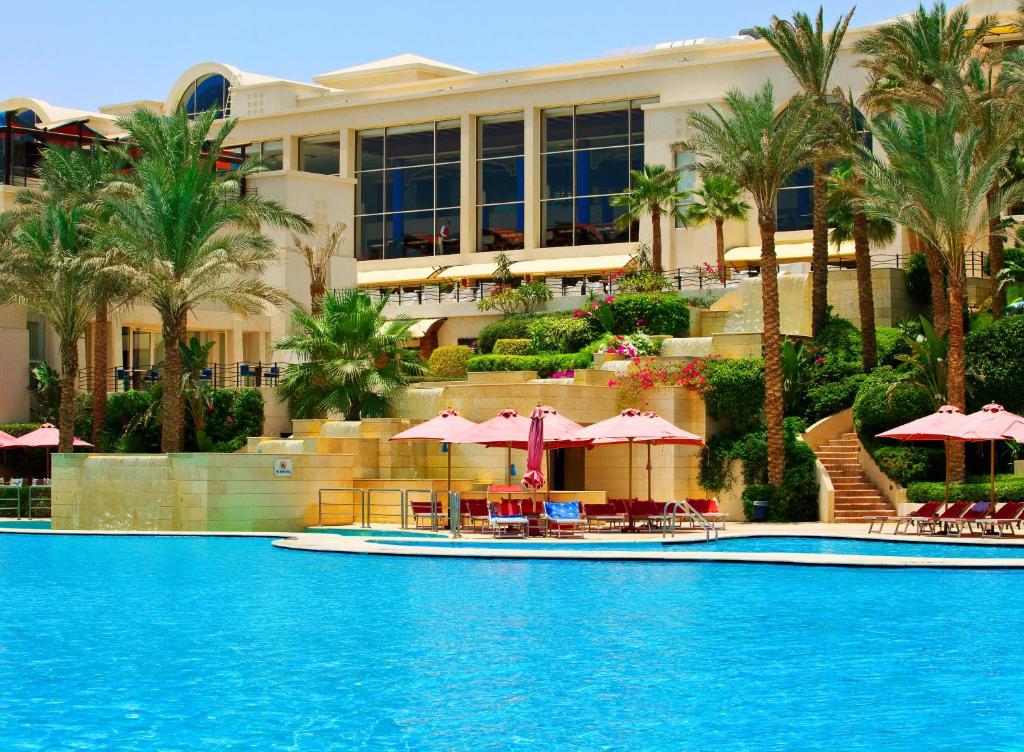Відгуки про готелі Grand Rotana Resort & Spa