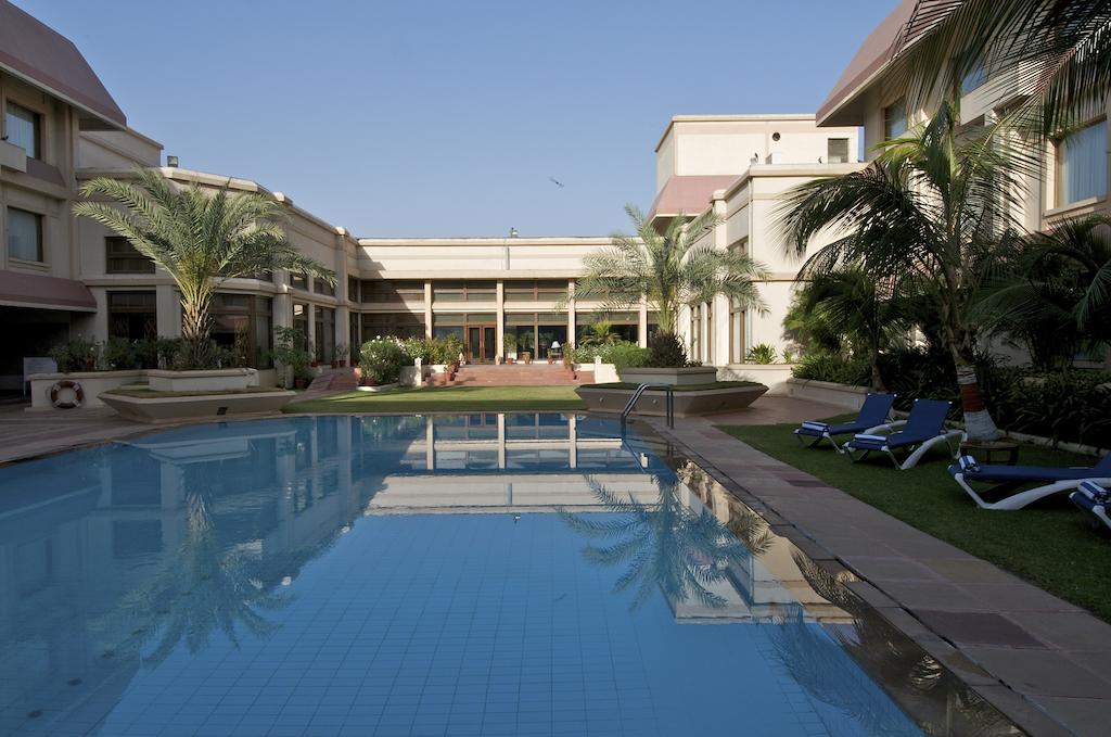 Відгуки про відпочинок у готелі, The Gateway Hotel Ummed Ahmedabad
