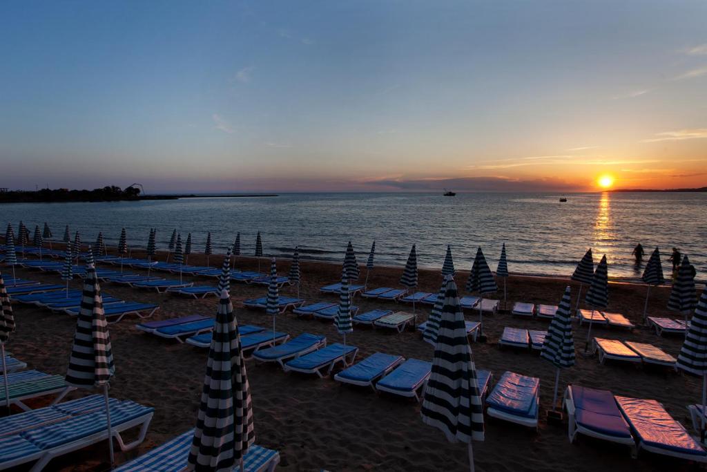 Tours to the hotel Lonicera World - Ultra All Inclusive Alanya Turkey
