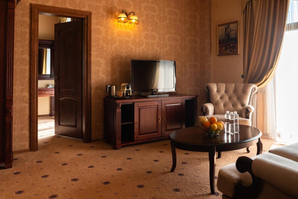 Отель, Пилипец, Украина, Grand Hotel Pylypets