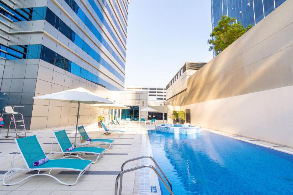 Горящие туры в отель Premier Inn Abu Dhabi Capital Centre Абу-Даби