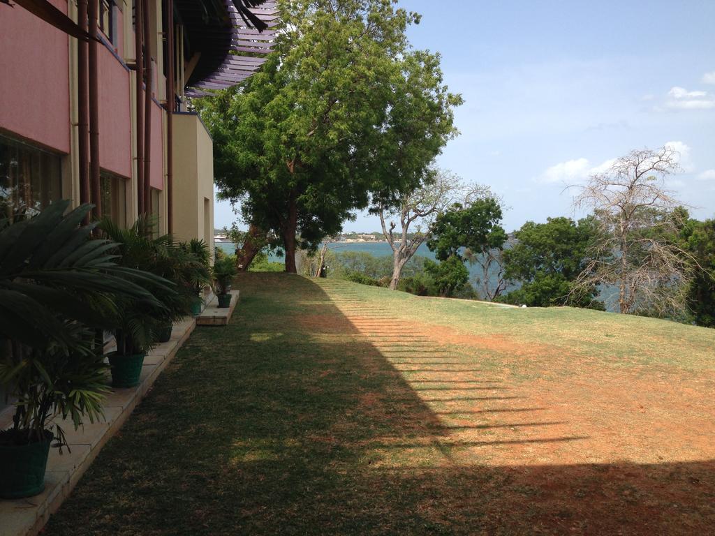 Горящие туры в отель Welcombe Hotel Тринкомали Шри-Ланка