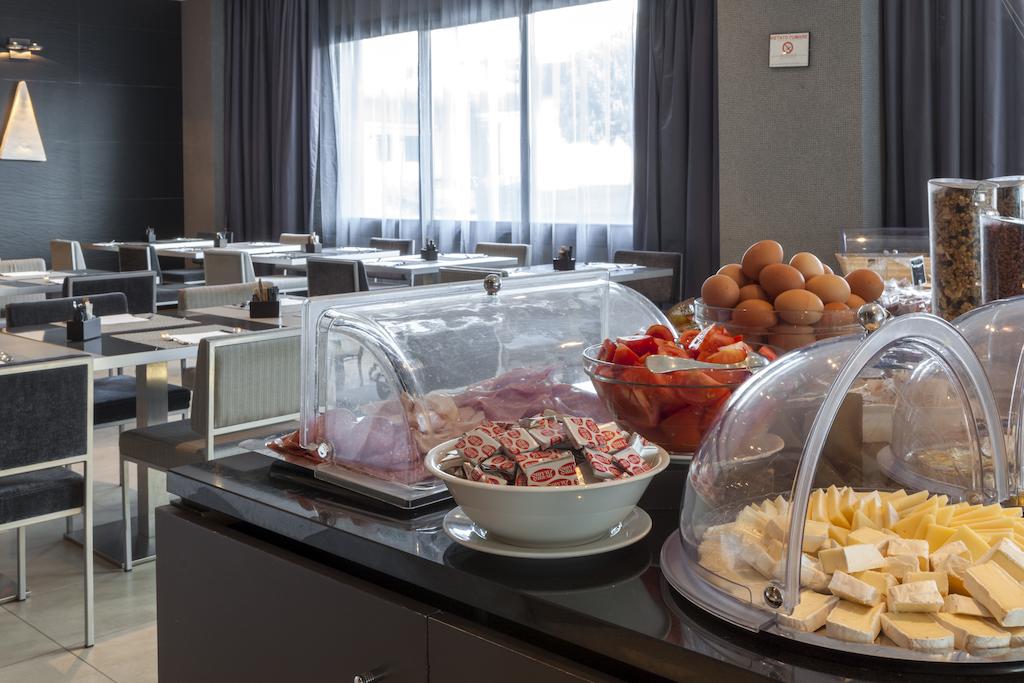 Ac Vicenza By Marriott, 4