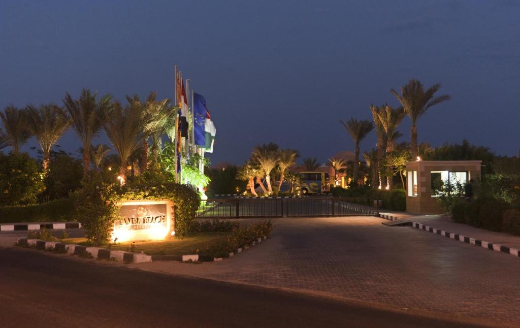 Горящие туры в отель Tamra Beach Шарм-эль-Шейх