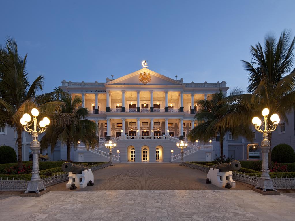 Отдых в отеле Taj Falaknuma Palace