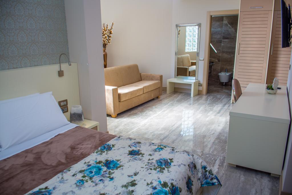 Відпочинок в готелі Hotel Vila Koral Дуррес Албанія