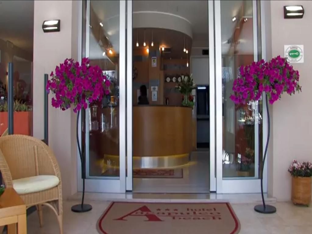 Отзывы гостей отеля Acapulco Beach Hotel & Lounge