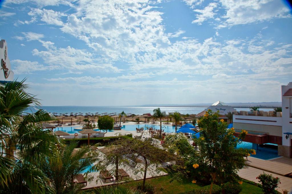 Lahami Bay Beach Resort And Gardens, Марса Алам, Єгипет, фотографії турів