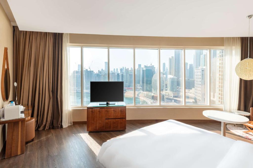 Radisson Blu Hotel, Dubai Canal View, фотографії