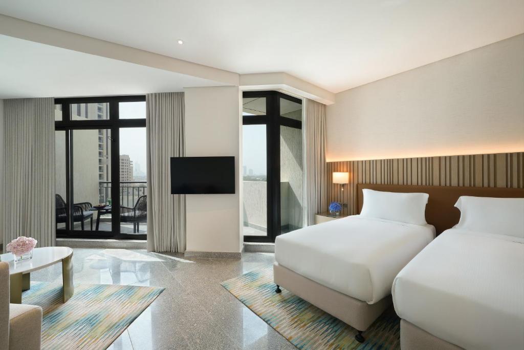 Відгуки гостей готелю Arabian Park Dubai, an Edge by Rotana Hotel