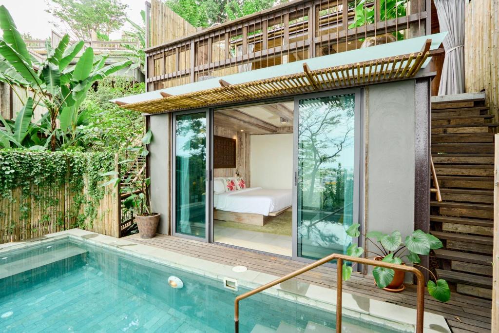 Phuket Dinso Resort & Villas Phuket Vignette Collection prices