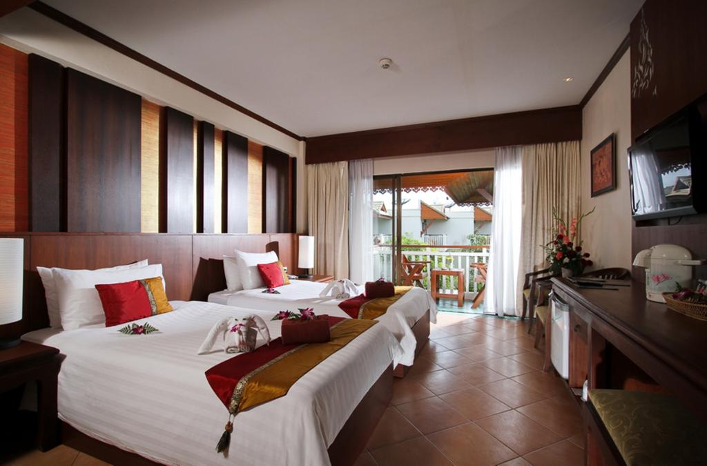 Отдых в отеле Baan Karonburi Resort  Пляж Карон