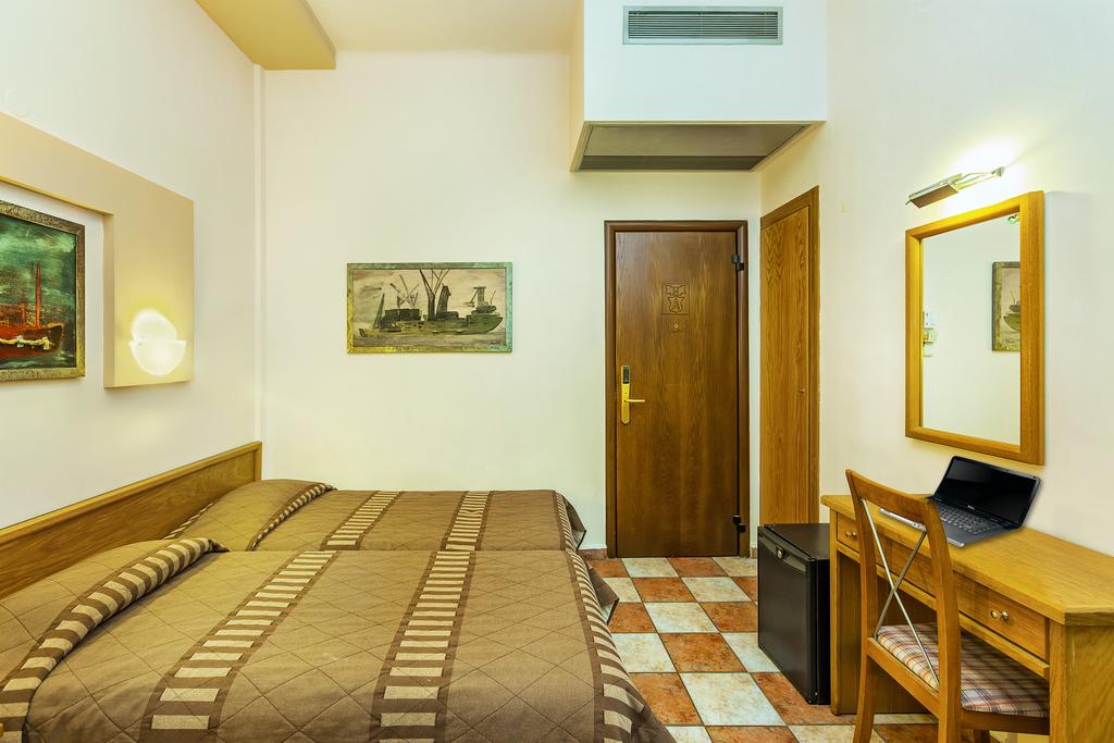 Відпочинок в готелі Aegeon Hotel Салоніки