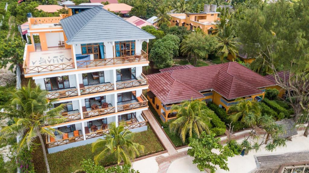 Горящие туры в отель Mnarani Beach Cottages Нунгви