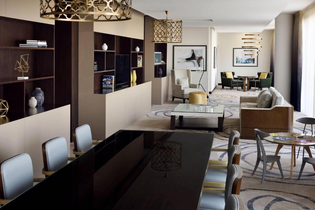 Туры в отель Marriott Executive Apartments Downtown Abu Dhabi Абу-Даби
