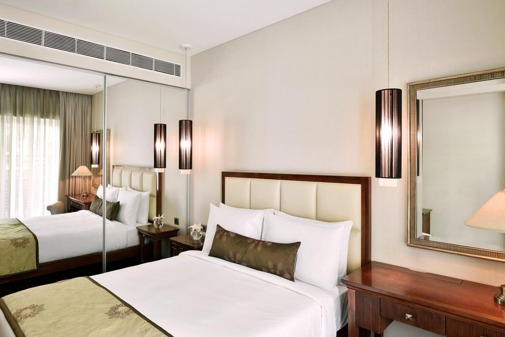 Ціни в готелі Marriott Suites Pune (ex. Oakwood Premier Pune)