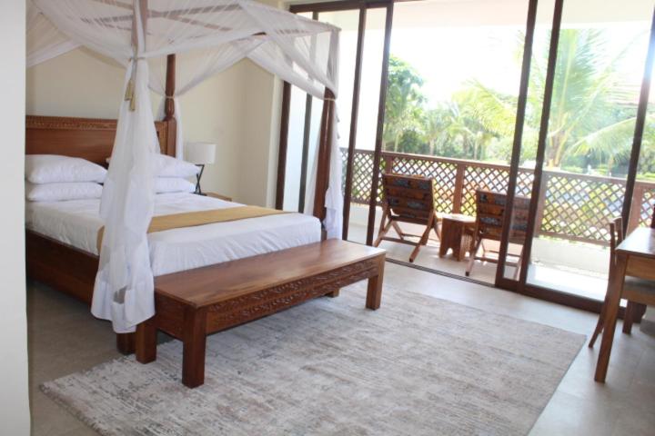 Танзанія Zanzibar Star Resort
