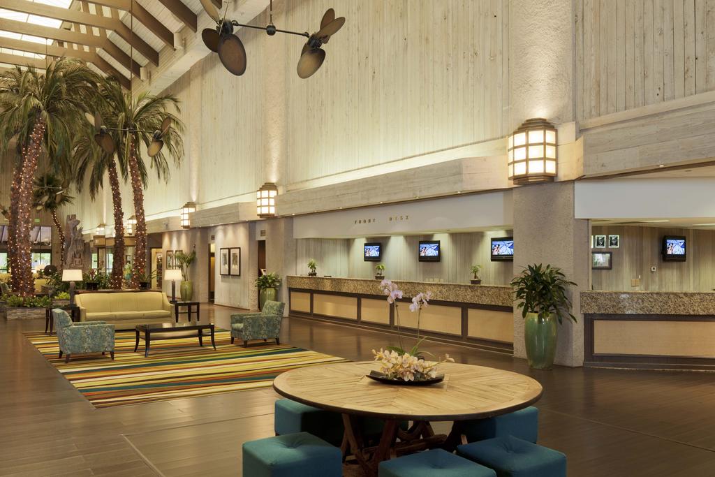 Ціни в готелі Doubletree By Hilton Orlando At Seaworld