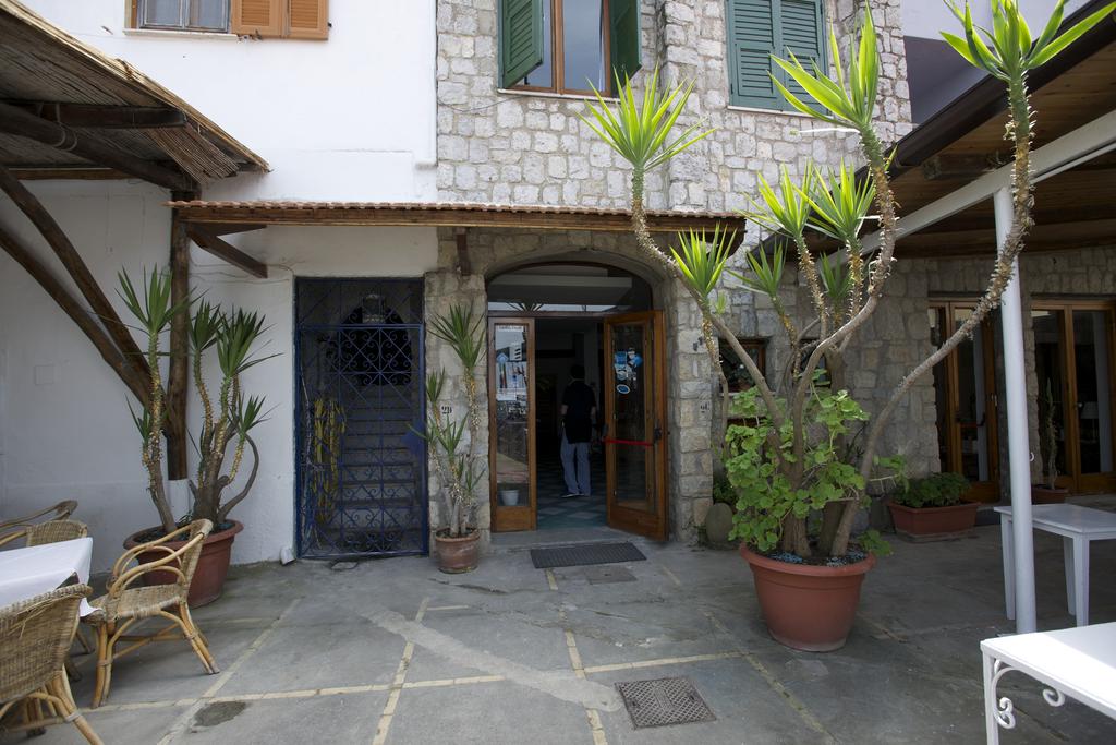 Гарячі тури в готель Baia Di Puolo (Marina Di Puolo)