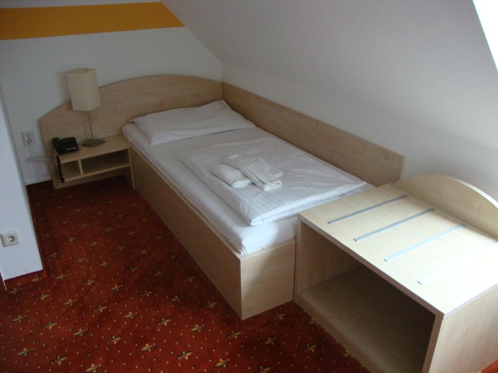 Hotel rest Lenas Donau