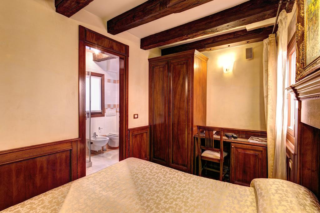 Відпочинок в готелі Palazzo La Scala