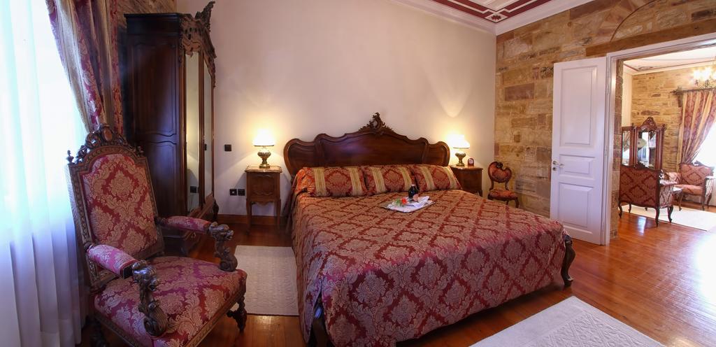 Відгуки гостей готелю Argentikon Luxury Suites