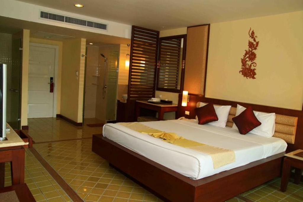 Отдых в отеле Duangjitt Resort & Spa Патонг