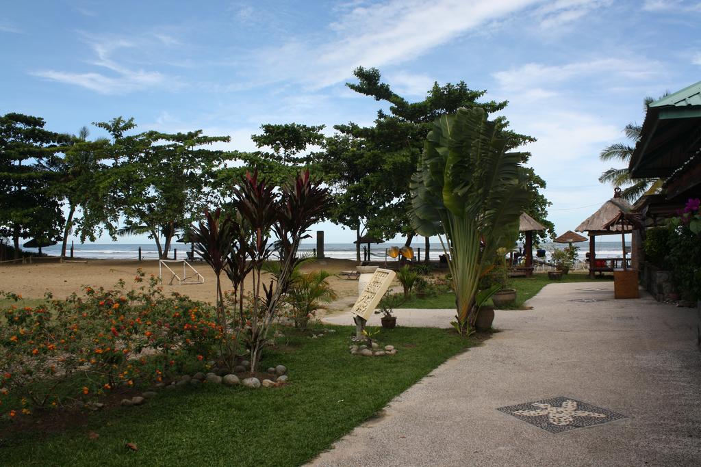 Beringgis Beach Resort & Spa, Borneo (Kalimantan), zdjęcia z wakacje