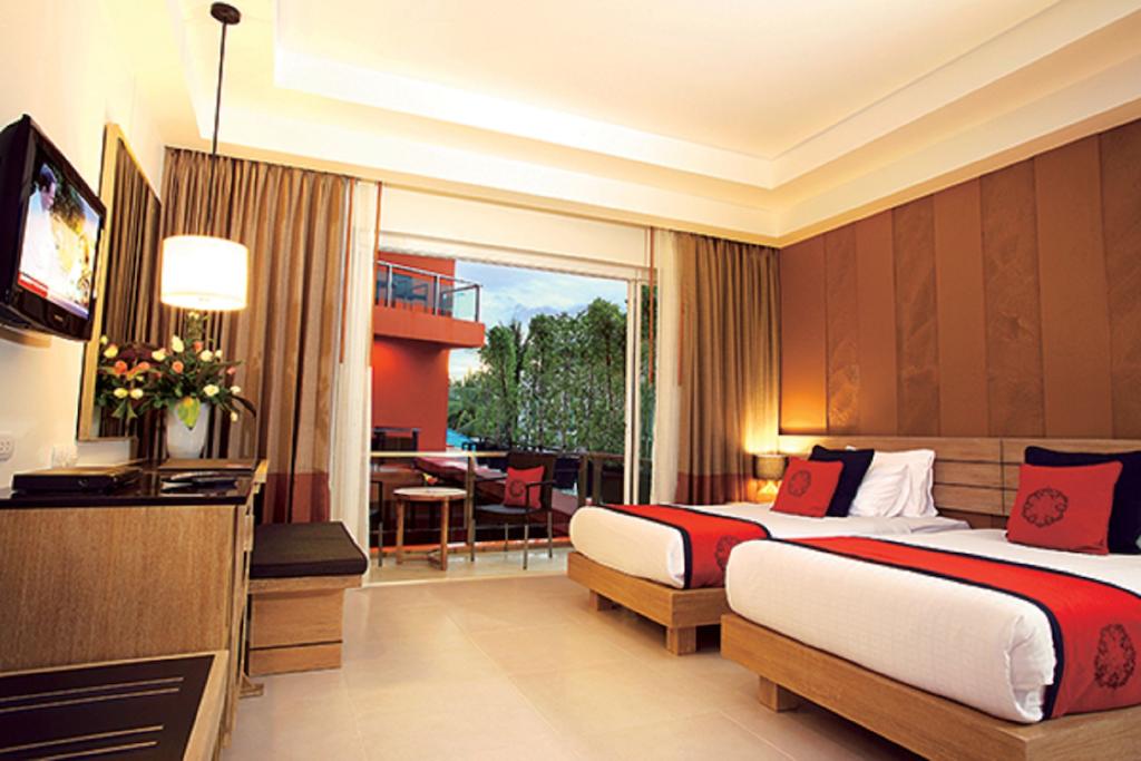 Цены в отеле The Small Hotel Krabi