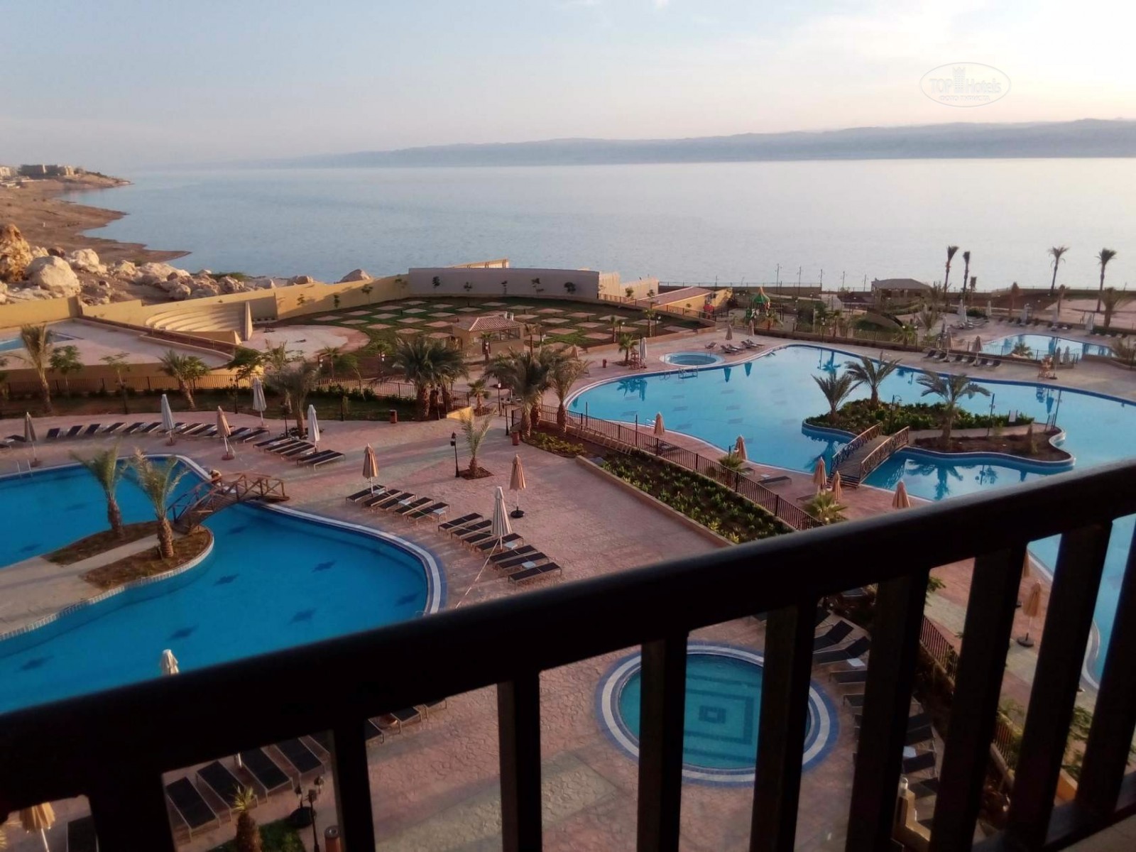Відгуки про готелі Grand East Dead  Sea 5*