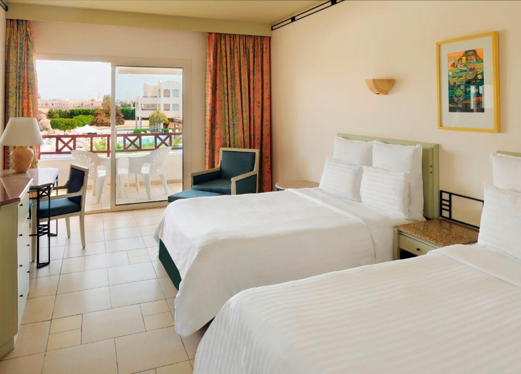 Туры в отель Naama Bay Promenade Beach Resort Шарм-эль-Шейх