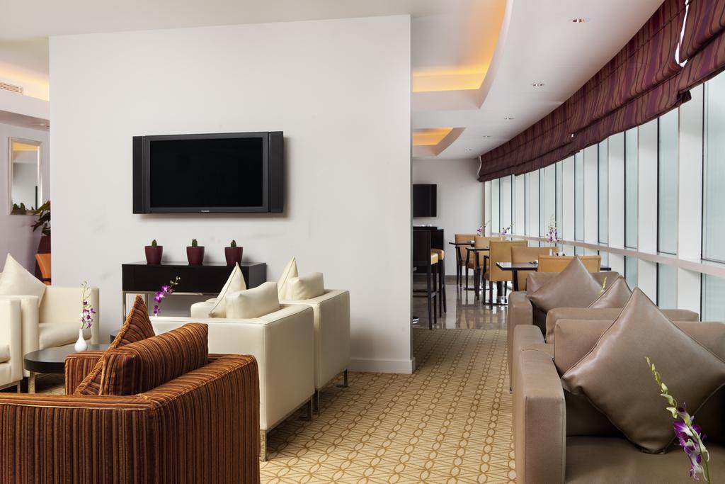 Hotel rest Hilton Doha Doha (beach) Qatar