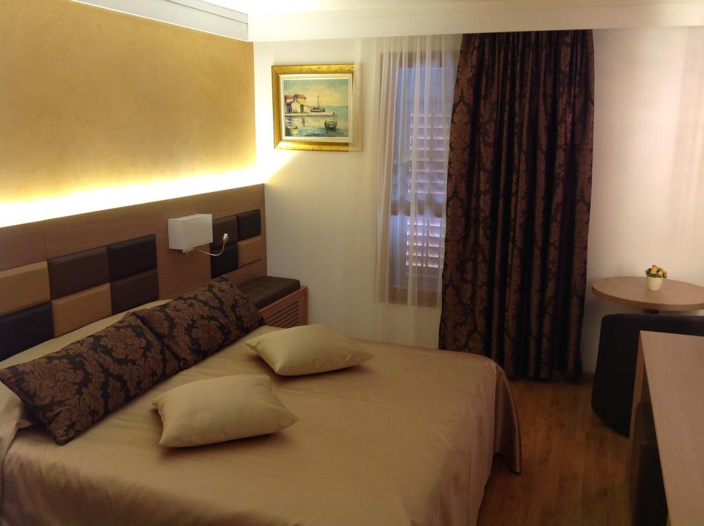Горящие туры в отель Hotel Cittar Новиград Хорватия