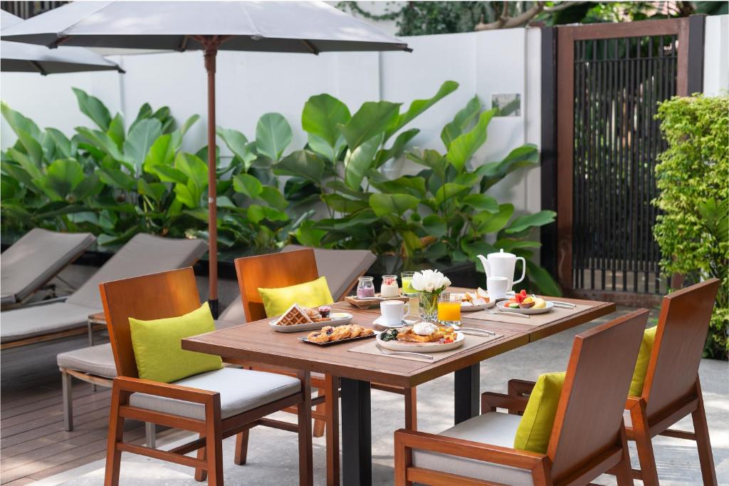 Hotel reviews Woodlands Suite Serviced Residences