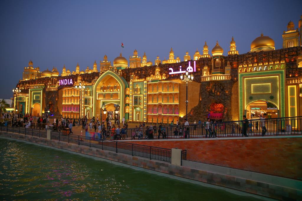 Горящие туры в отель Al Waleed Palace Hotel Apartments Al Barsha Дубай (город)