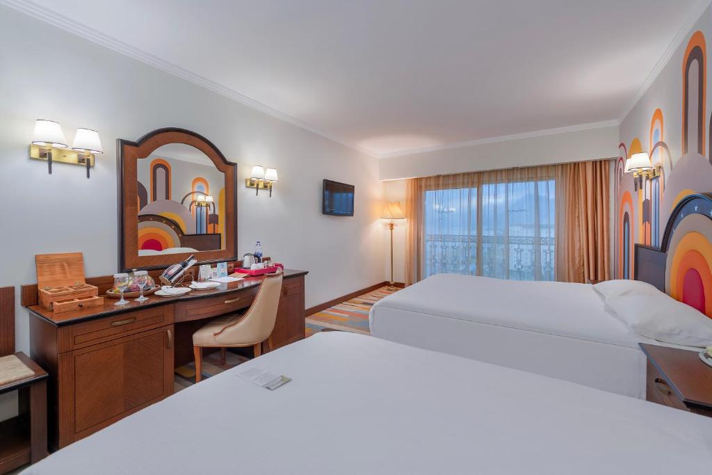 Отдых в отеле Megasaray Westbeach Antalya  (ex. Harrington Park Resort)
