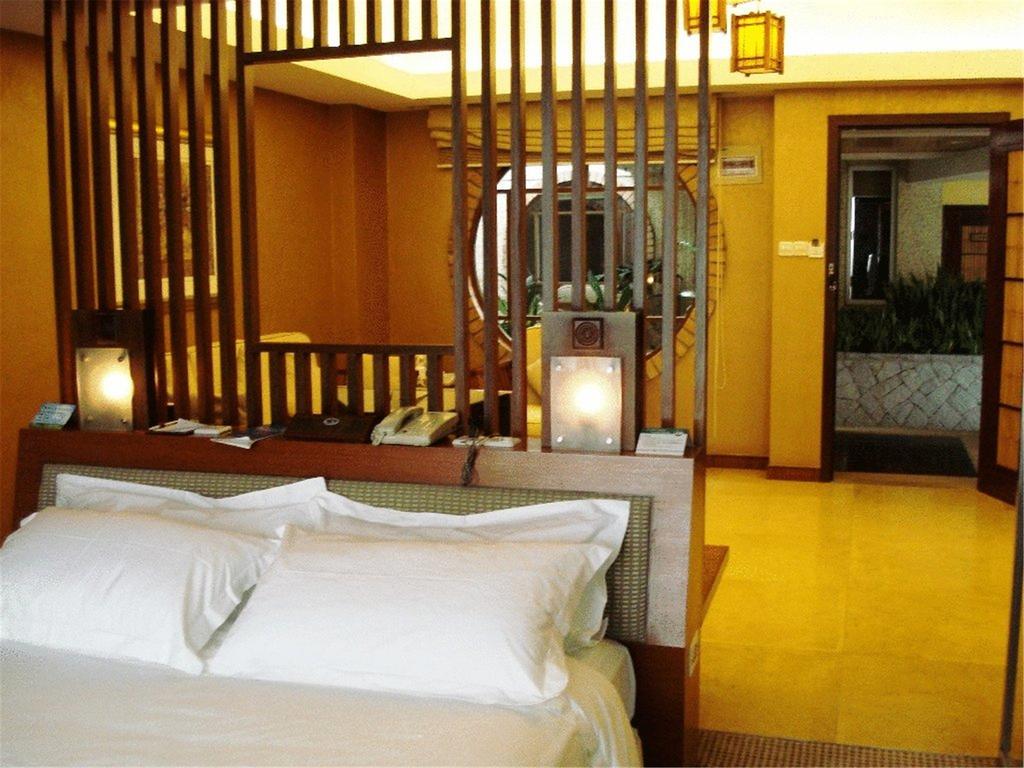 Цены в отеле Yihe Hotel Guangzhou